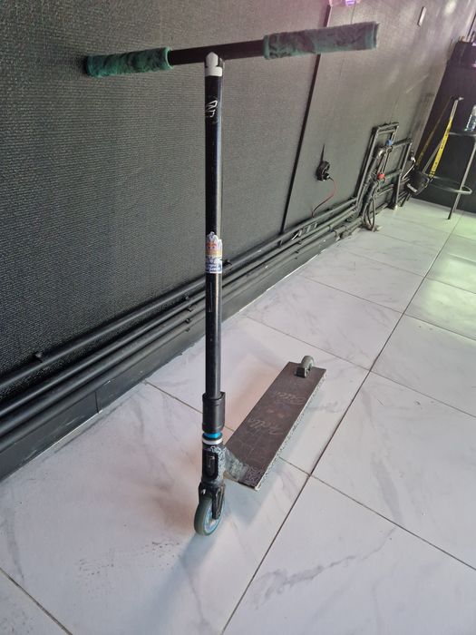 Самокат трюковой