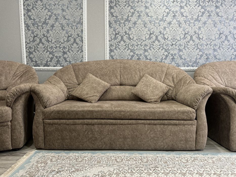 Комплект мягкой мебели