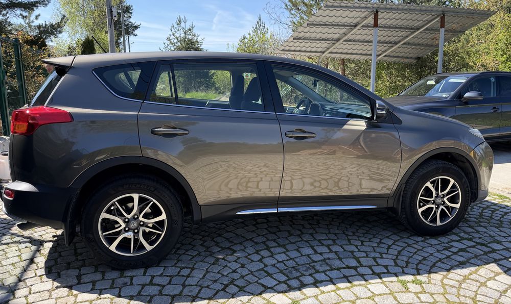 Toyota Rav4 Automatic 2014 Първи собственик | Реални км |