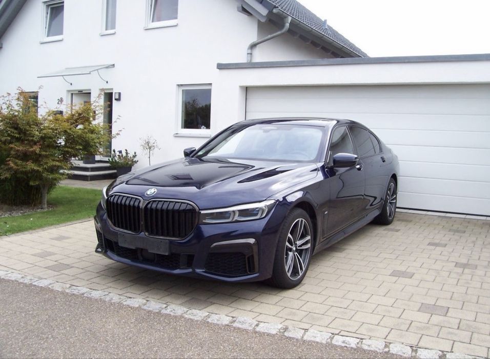 BMW Seria 7 2021 — imagine 1