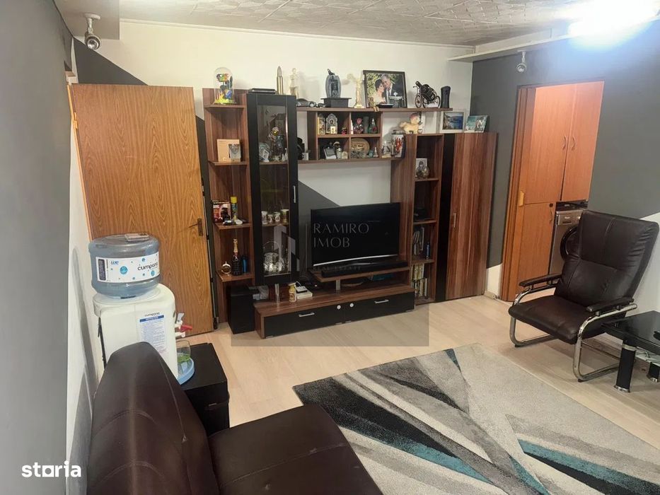 Apartament 3 camere Bd Constantin Brancoveanu/Loc parcare Sector 4
