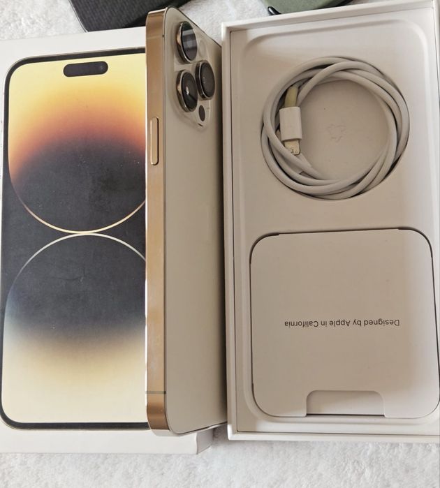 iPhone 14 pro max gold