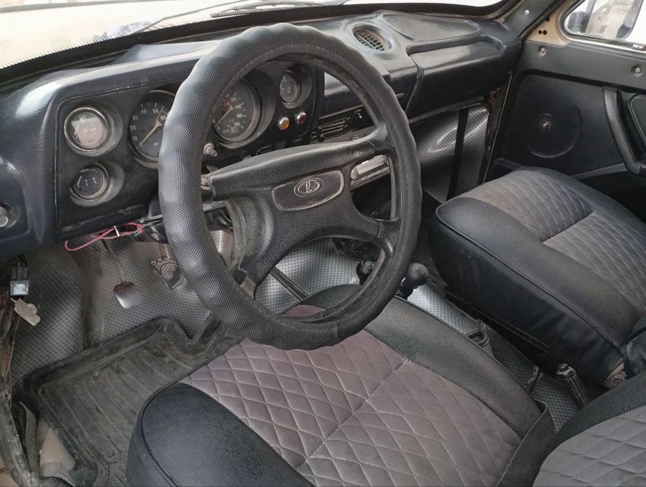 Niva 1986 yil ishlab chiqarilgan