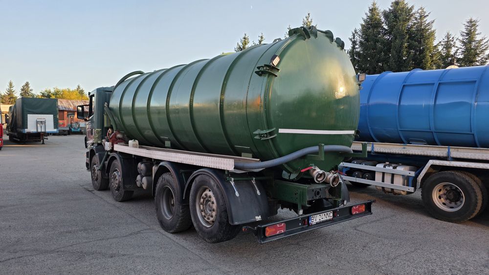 Vidanja Scania 380 cp pompa vid Jurop PN 155 D