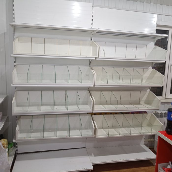 Продам полки для конфет