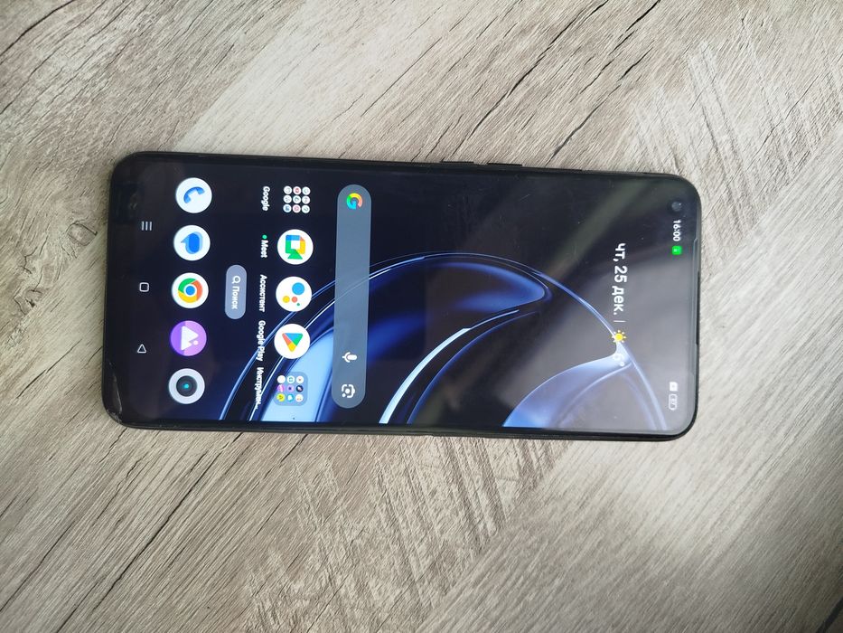 Продаю телефон риалми 128памети