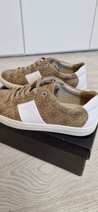 Guess сникърси Guess