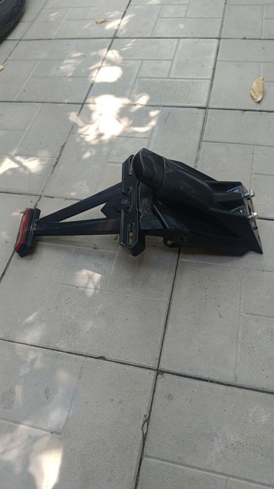 Хвост. Крепление под номер.