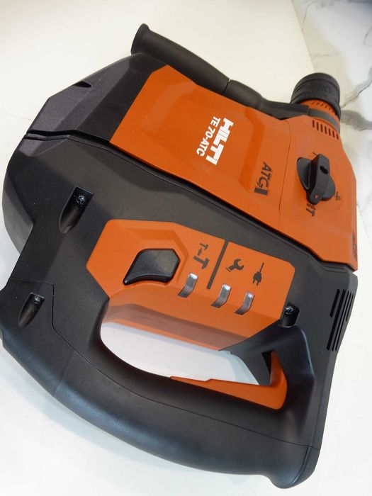 Резервиран - НОВО - Hilti TE 70 ATC / AVR - Мощна ударо пробивна машина