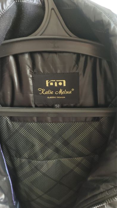 Продам зимнюю куртку. 58 размер