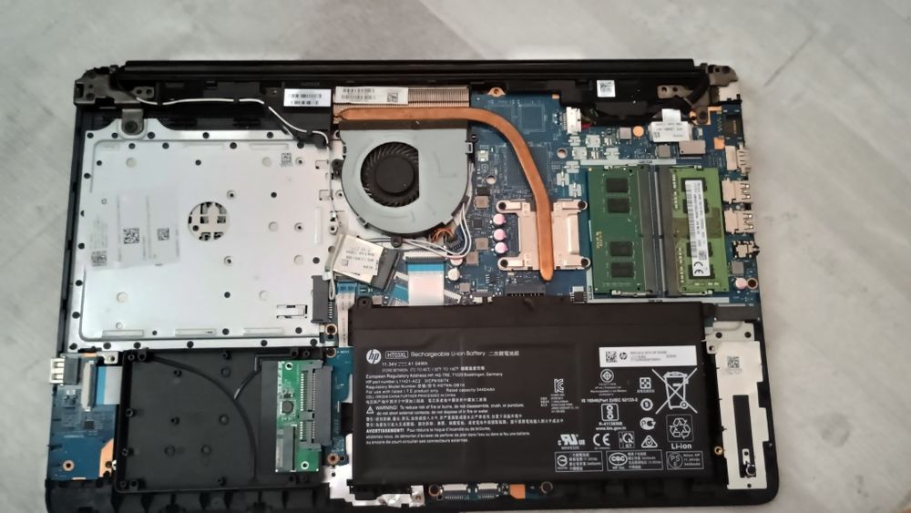 Laptop hp ecran spart