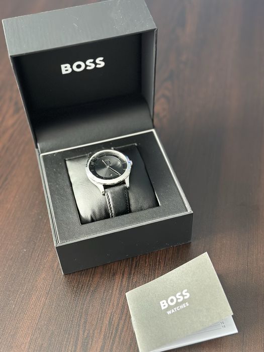 Мъжки часовници Boss/MK