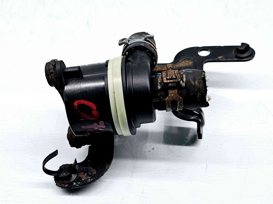 Pompa recirculare apa Volkswagen Passat B7 (365) Variant [Fabr 2010-20