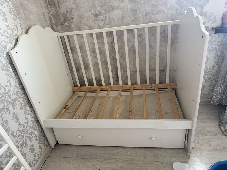 Продам детскую манеж