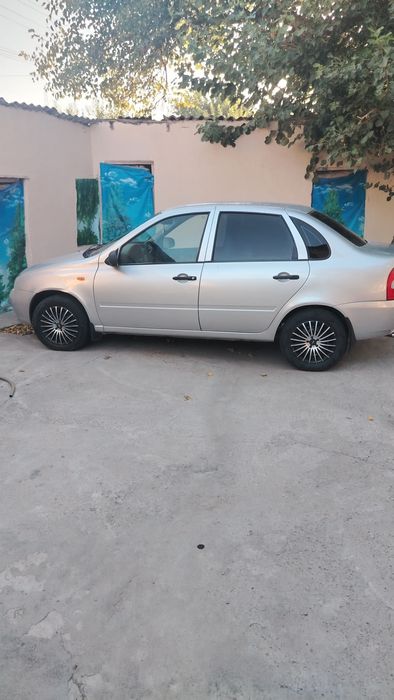 Продаётся Лада Калина.