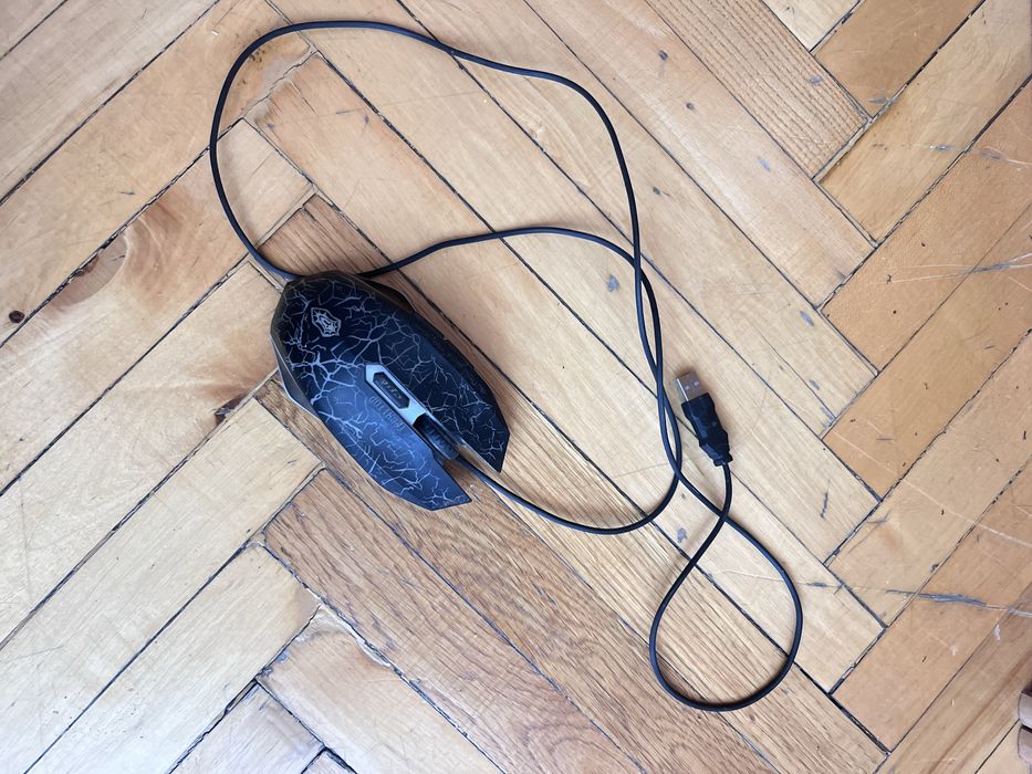 Клавиатура Genius и мышка Optical mouse