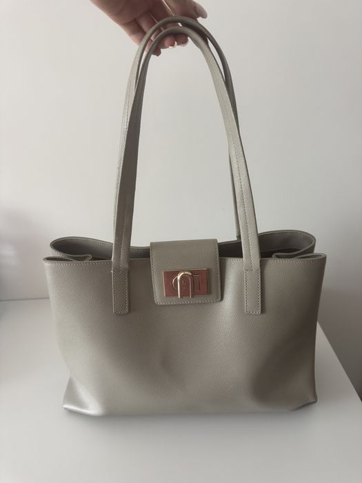 Дамска чанта FURLA