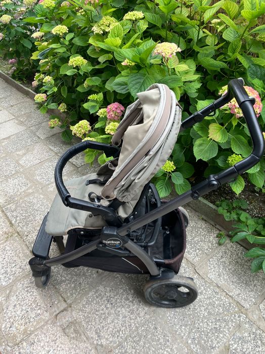 Бебешка бежова количка Peg Perego