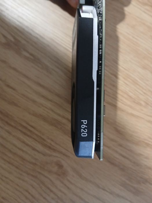 Placa video Nvidia quatro p620