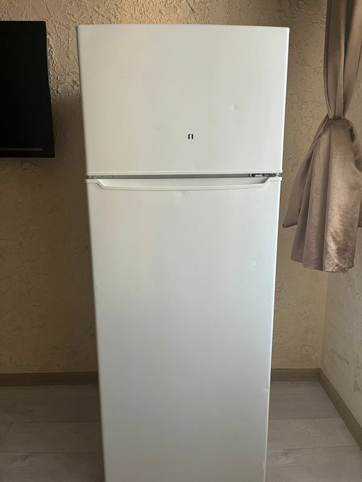 Продам холодильник!