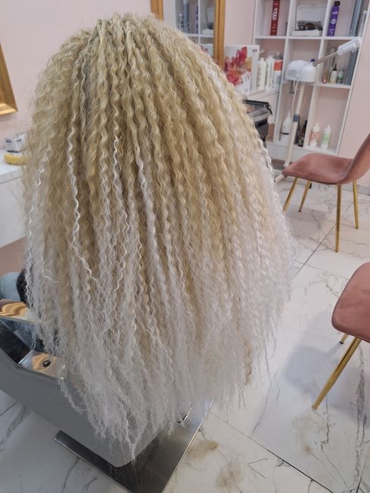 Extensii afro/crepon/bucle 500 lei