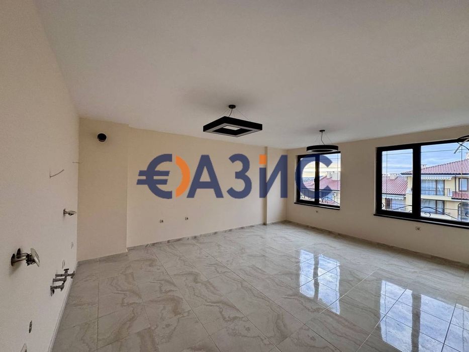 Продава се Тристаен апартамент в Свети Влас - 90 кв.м за 1083 €/кв.м - Снимка #4