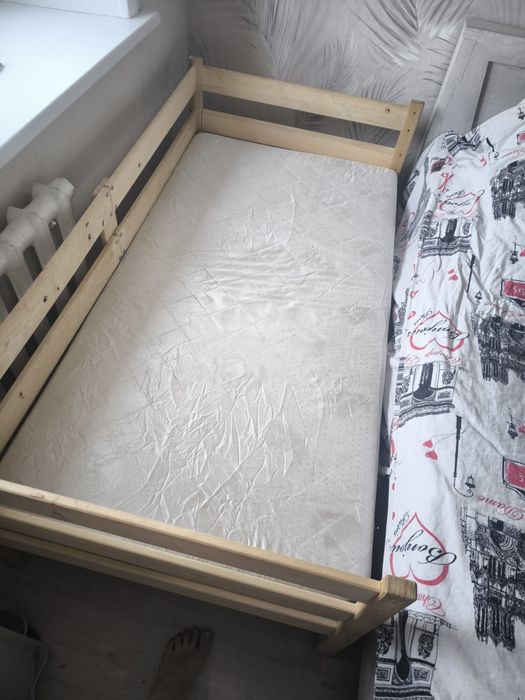 Продам подростковую кровать 160*80