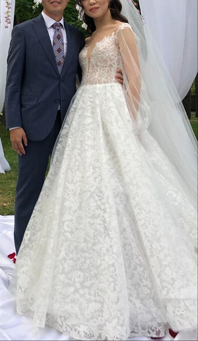 Свадебное платье