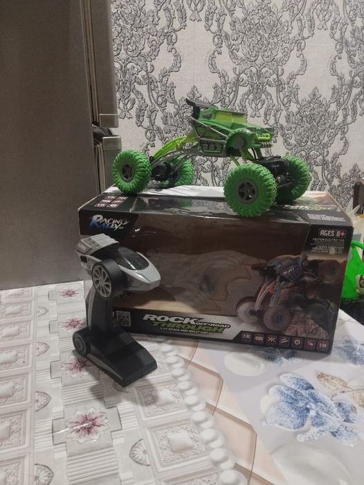 Продам детскую машинку