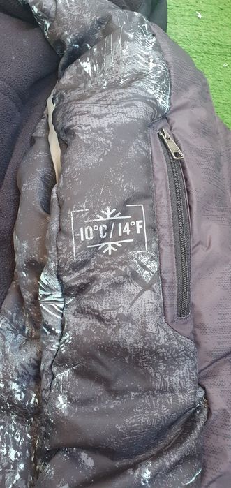 Geacă iarnă munte / drumeție QUECHUA