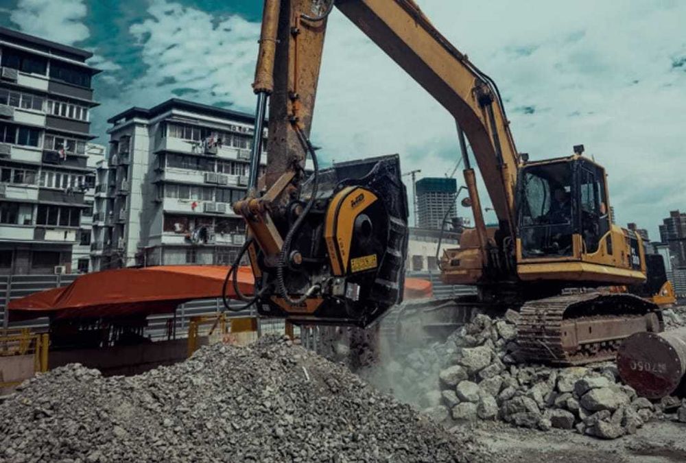 Cupa Concasoare MB CRUSHER BF80.3 S4 pt Excavator de 18.5-29 Tone