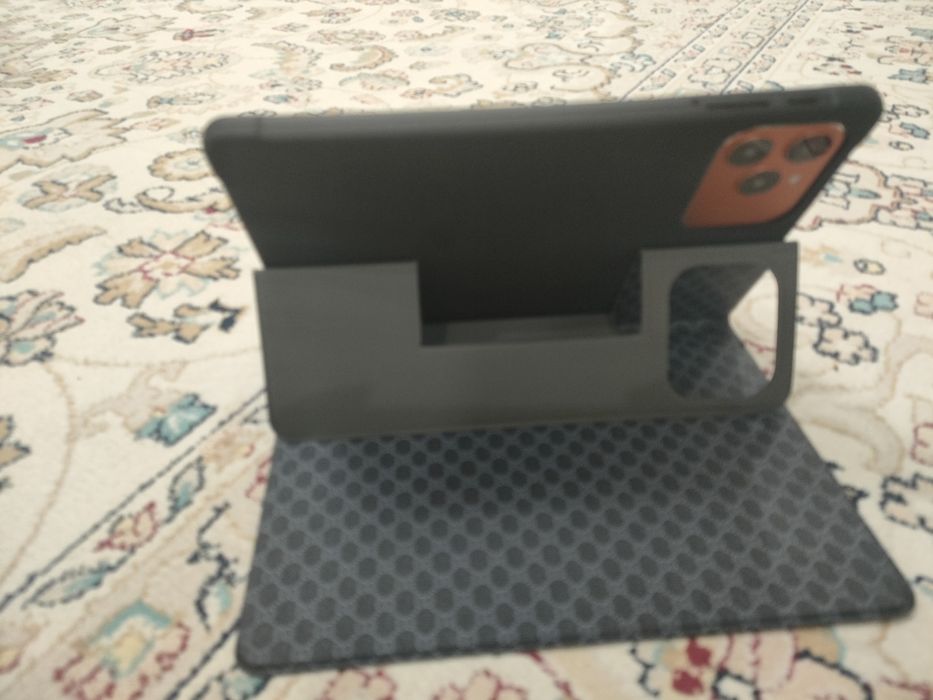 Продам планшет 17 МАХ за 45к