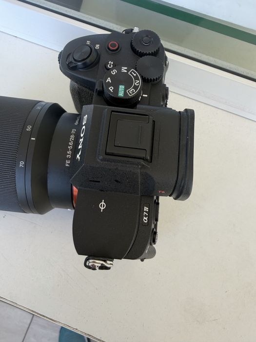 Sony a7-4 с обектив