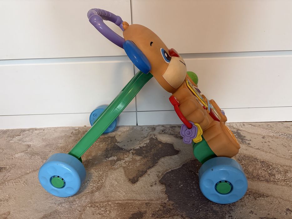 Детски проходилка Fisher Price