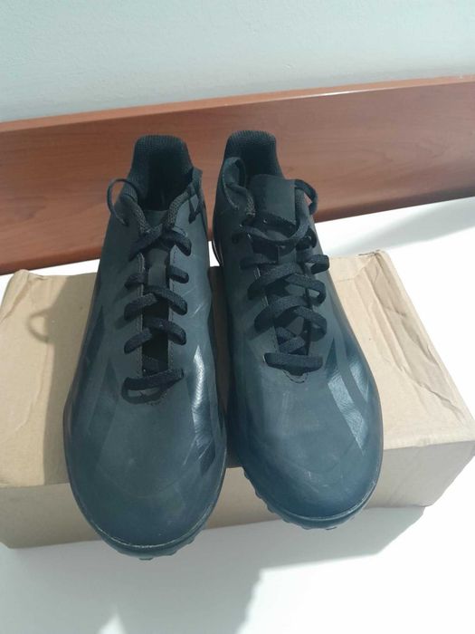 Футболни обувки за изкуствена трева adidas X Crazyfast.4 TF / 41 1/3