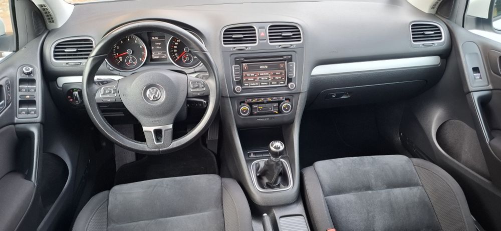 《Vw Golf 6 Highline 》  《 2011 》 Euro 5 Alcantara/climatronic/senzori