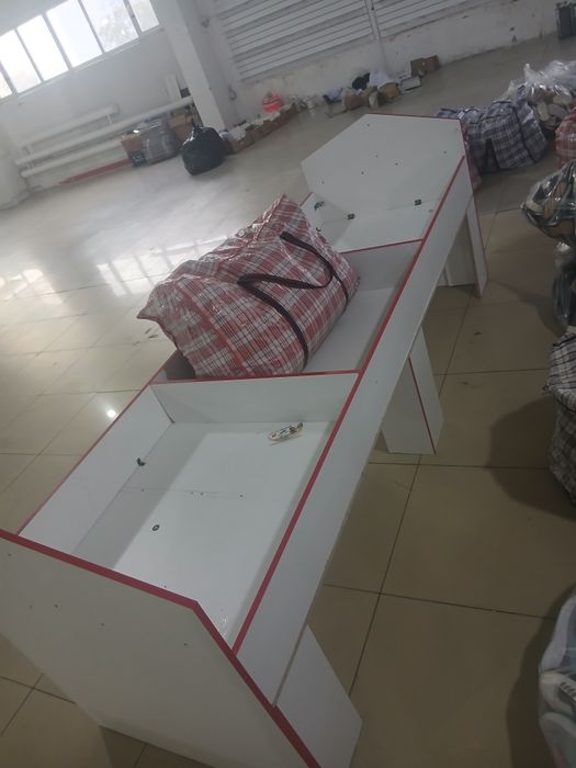 Продам полки для вещей оптом