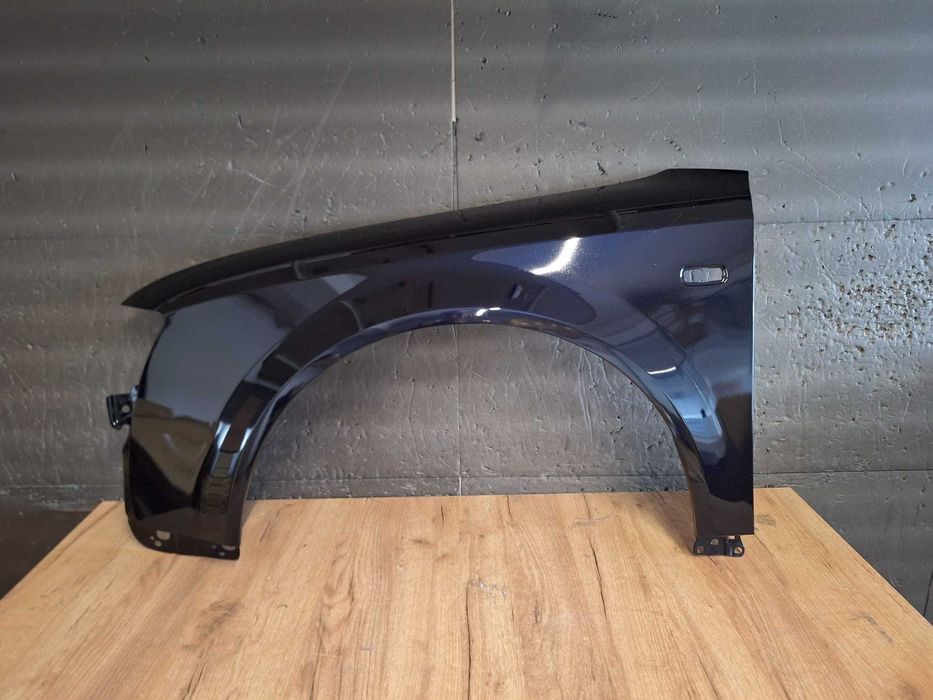 Aripa Fata Stanga Audi A4 B6 An 2000-2004 (LZ5L (Albastru))
