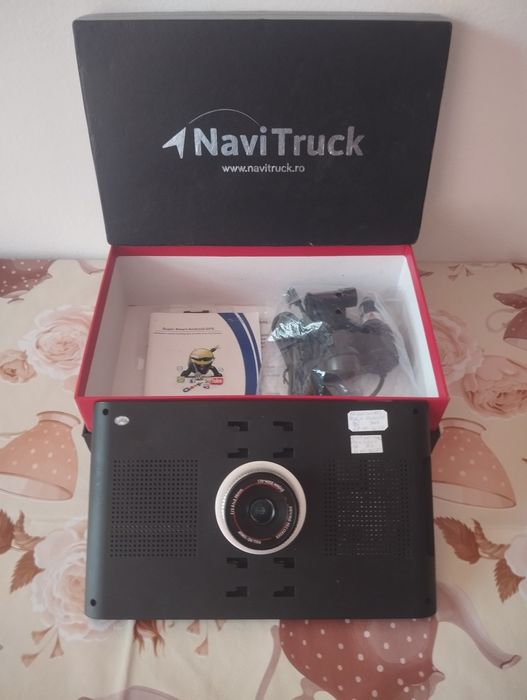 Vînd gps NaviTruk tx9