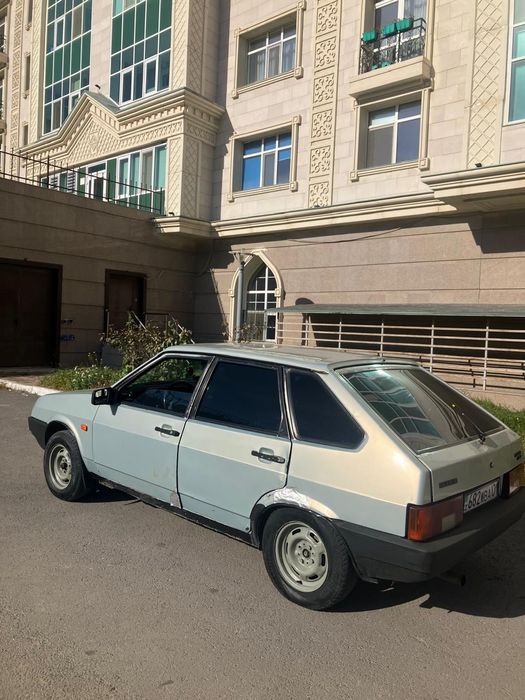 Машина ВАЗ автомобиль