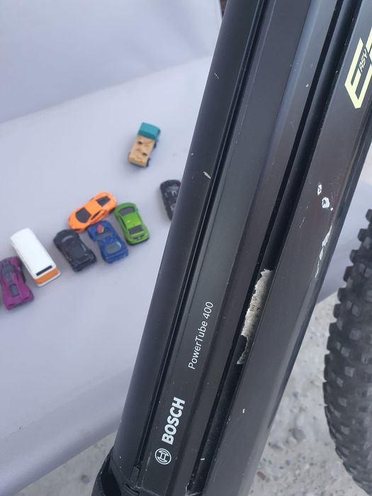Bicicleta electrica Bosch Performante CX Line