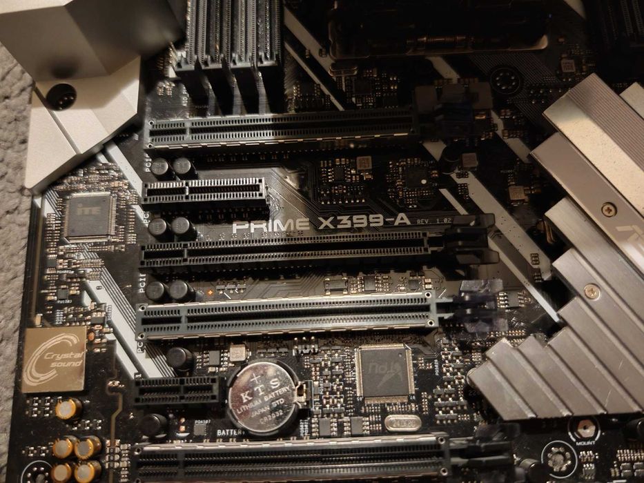 ASUS Prime X399-A + AMD Ryzen Threadripper 1920X 12-CORE  + Dark Rock Pro 4 Flagship