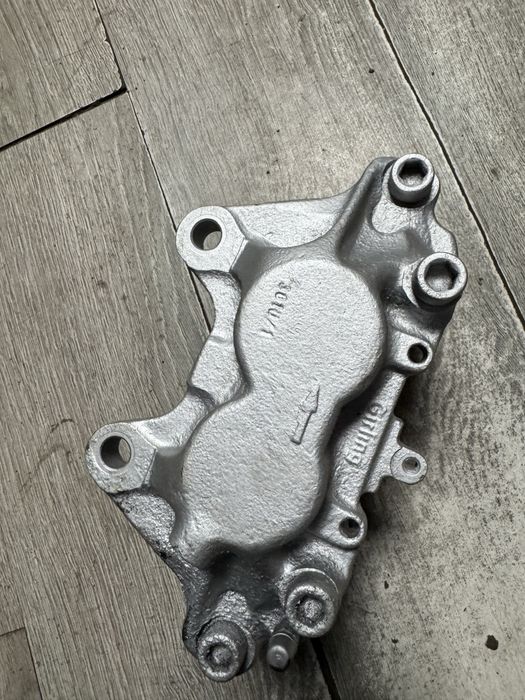 Etrier fata stinga si dreapta reconditionati complet mercedes w140