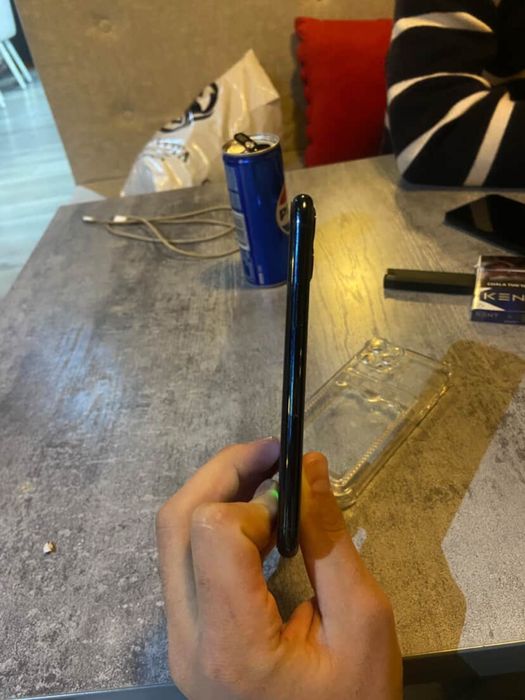 Iphone 11 pro 64 talik