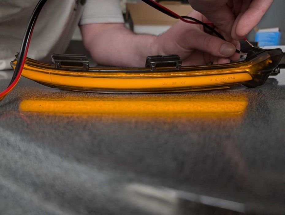 Lampi semnalizare oglinda LED fumurii pentru VW Golf 7, Spo, Touran 2