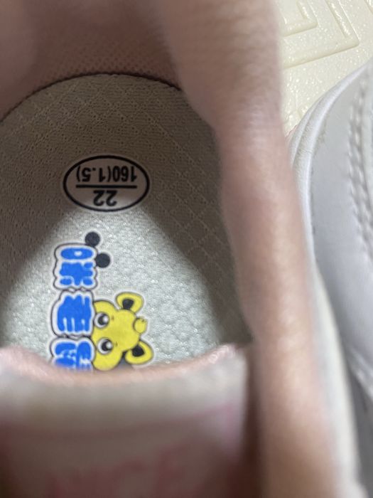 кроссовки для девочек