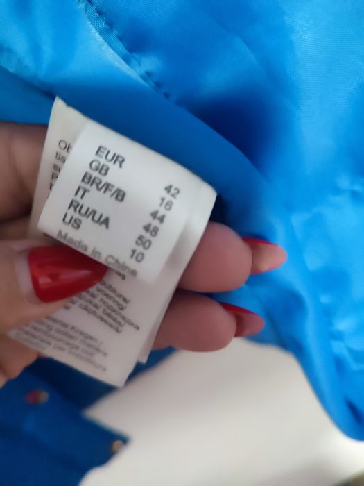 Geaca dama , lungime medie