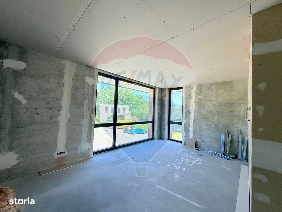 Vilă modernă de vânzare | 5 camere | Dumbrava Vlăsiei | Teren 750 mp