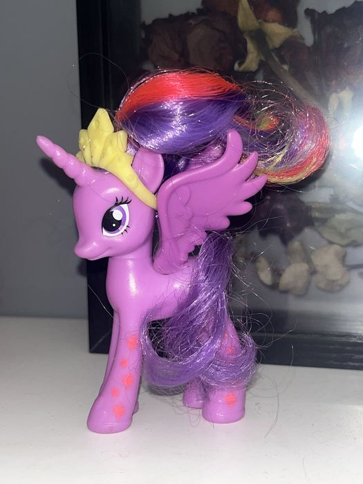 Принцесса Искорка Пони