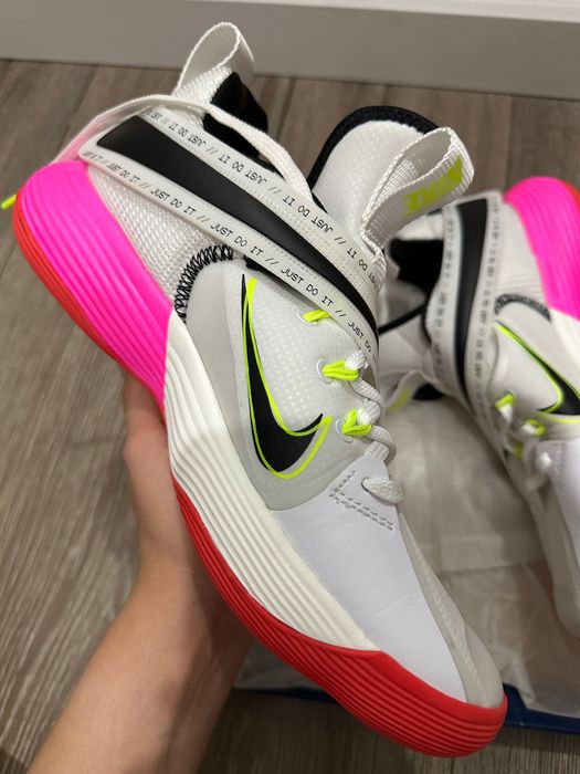 Кроссовки, Nike, кроссовки волейбольные